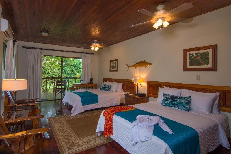 Crocodile Bay Resort Puerto Jimenez Room photo